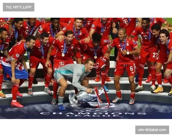 拜仁欧冠赛场险胜巴黎 诺伊尔八次扑救守住榜首 拜仁欧冠赛场险胜巴黎 诺伊尔八次扑救守住榜首